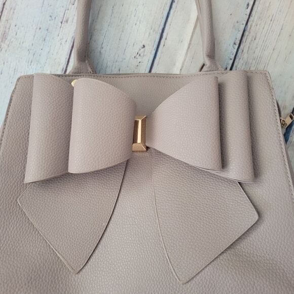 Grossi Womens Blush Pink Solid Double Bow Adjustable Strap Shoulder Satchel Bags - Picture 12 of 16